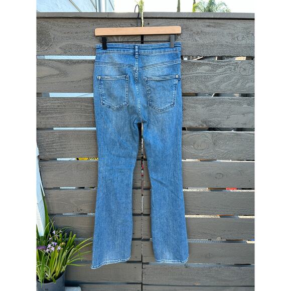Pilcro The Icon Bootcut Flared Distressed Jeans‎ sz 27 - Picture 2 of 5